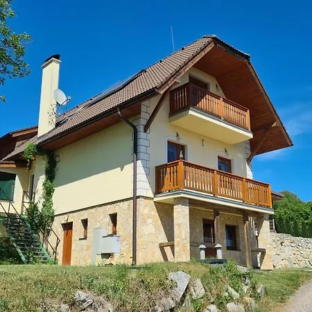 Holiday Bakchus *